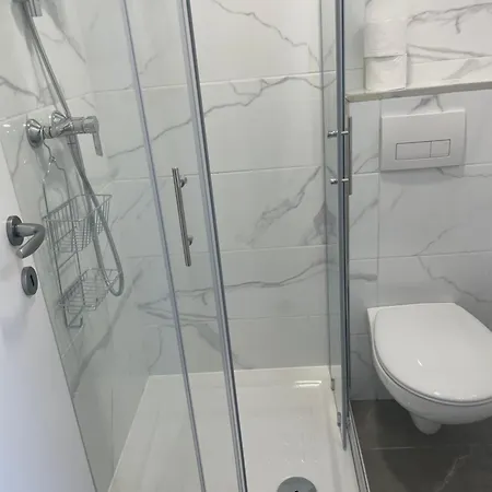 Skorenjcek * Prestranek